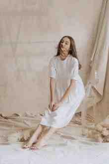 Mirable dress in white l PRE ORDER ( delivery date 28-31 Mei )