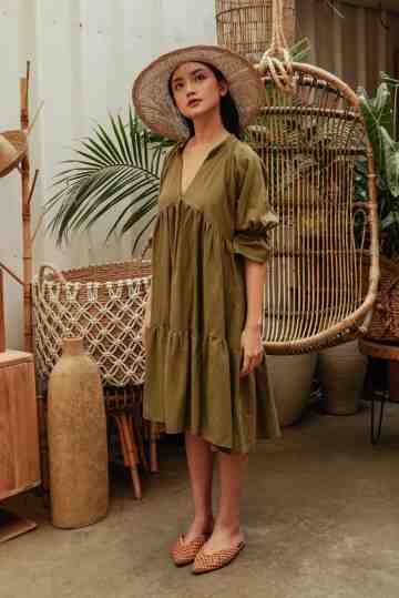 Amari Linen Dress Olive image