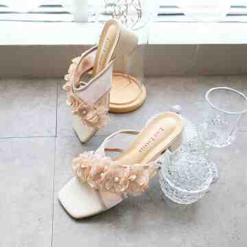 LACE LYNELLE HEELS CHUNKY FREESIA NUDE
