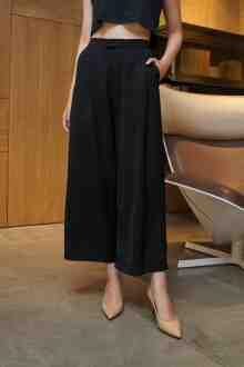 LONG ARDEE PANT IN DEEP BLACK  (START SHIPPING 30 AUGUST)