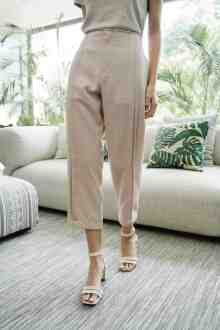 STEPHANIE PANTS IN DOVER BEIGE (START SHIPPING 30 OCT)
