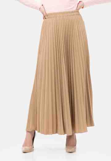 Long Pleats Skirt in Brown image