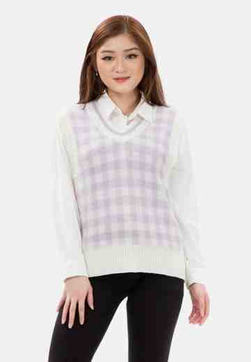 Big Checker Knit Vest in Lilac image