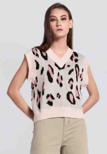 Leopard Pattern Knit Outer Blouse in Pink image