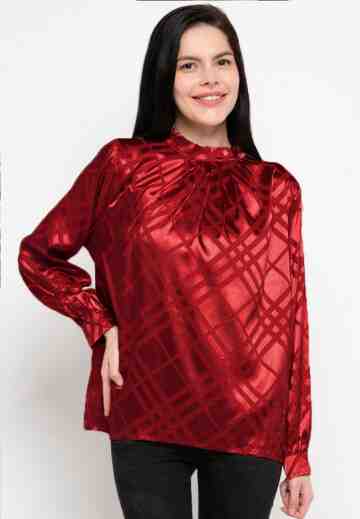Line Highneck Sateen Blouse in Red image