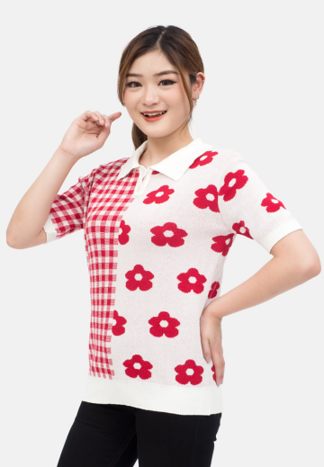 Flower Plaid Knit Blouse in Red image