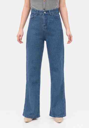 Texture Flare Jeans in Navy image