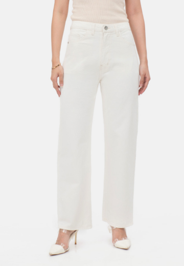 Basic Straight Jeans in White image