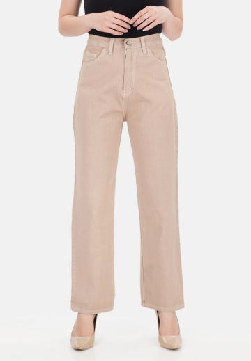 Basic Straight Jeans in Beige image