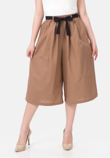 Brown Short Linen Pants with Belt image