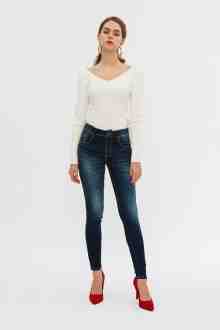 Nelly Skinny Jeans