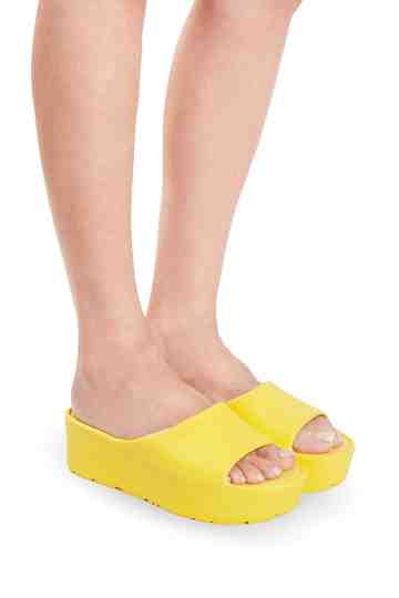 "Sunny" 5cm Yellow Wedge Slides
