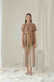 SHINRO in BROWN | TOPS READY STOCK