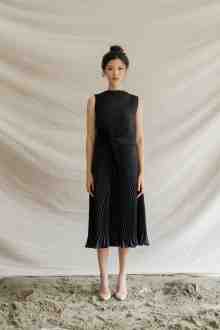 Bennoni dress in black l PRE ORDER 30 July