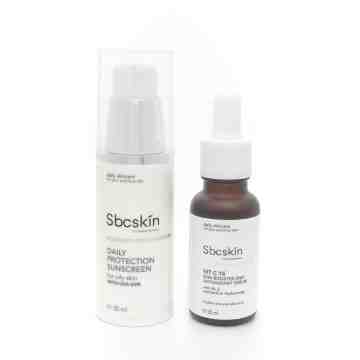 DAILY PROTECTION SUNSCREEN WITH UVA UVB FOR OILY SKIN + VIT C 15 SKIN BOOSTER AND ANTIOXIDANT SERUM
